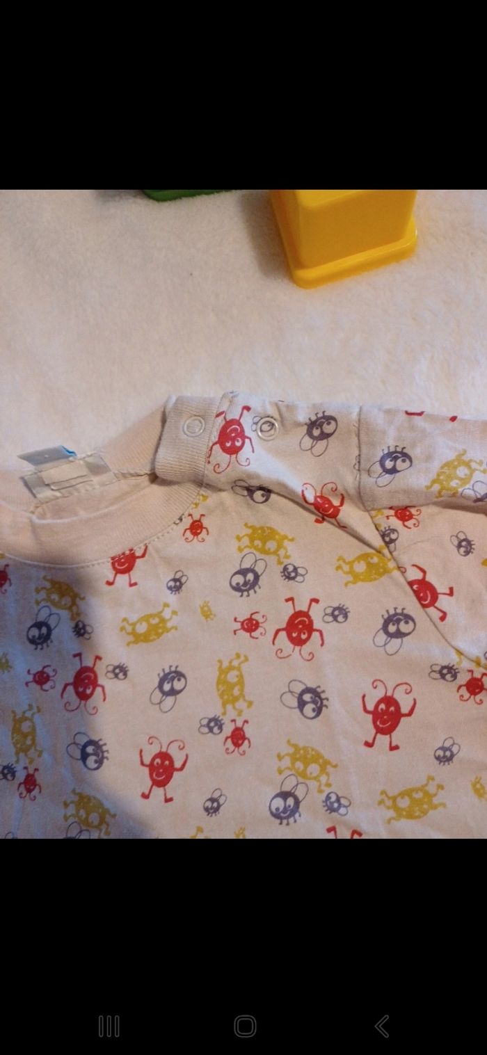 Ensemble bébé taille 6 mois - photo numéro 3