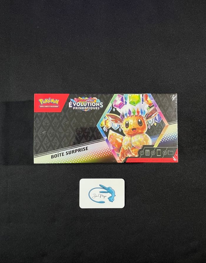 Pokémon Boîte Surprise Évolutions Prismatiques EV 8.5 : 50€