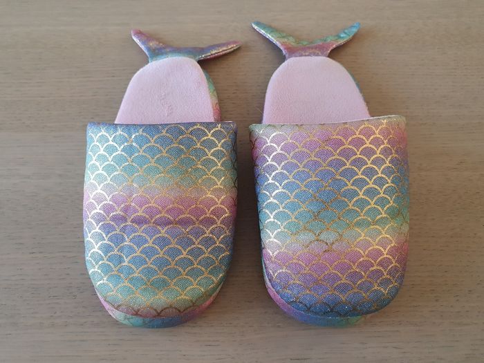 Chaussons Sirène taille 30 - photo numéro 2