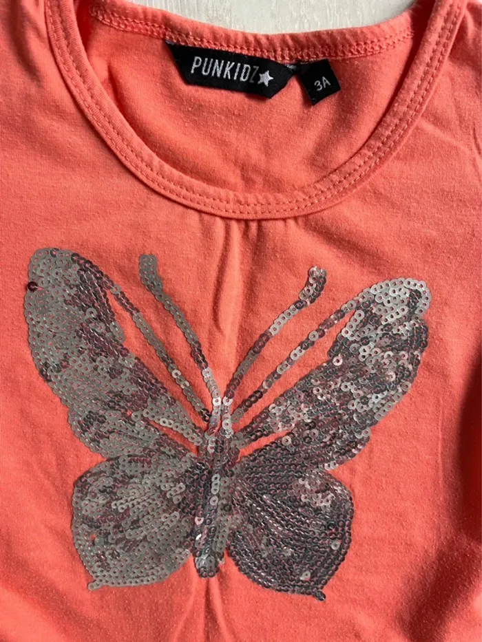 T-shirt 🦋 - photo numéro 3