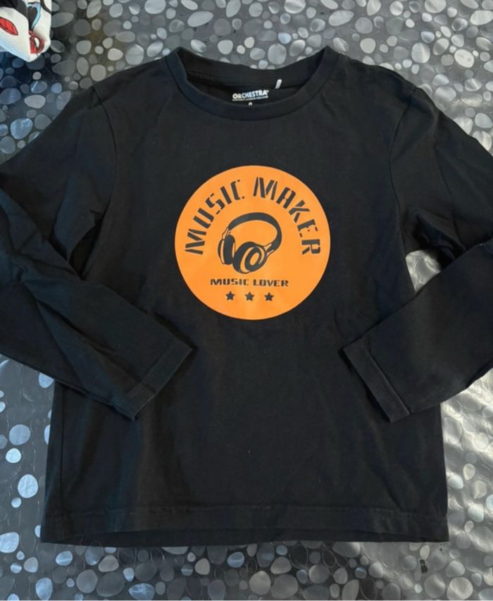 T-shirt