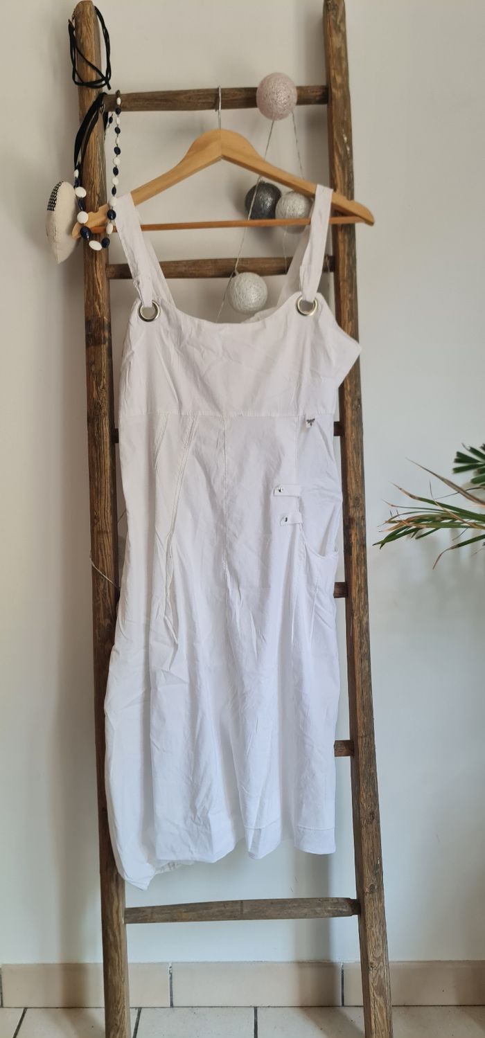 Robe La Mode Est A Vous taille 42 XL