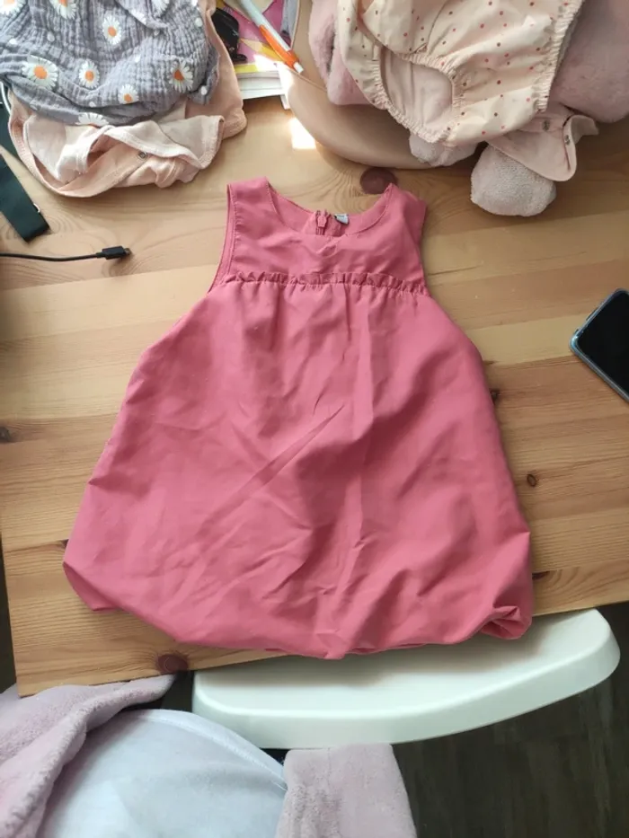 Robe rose