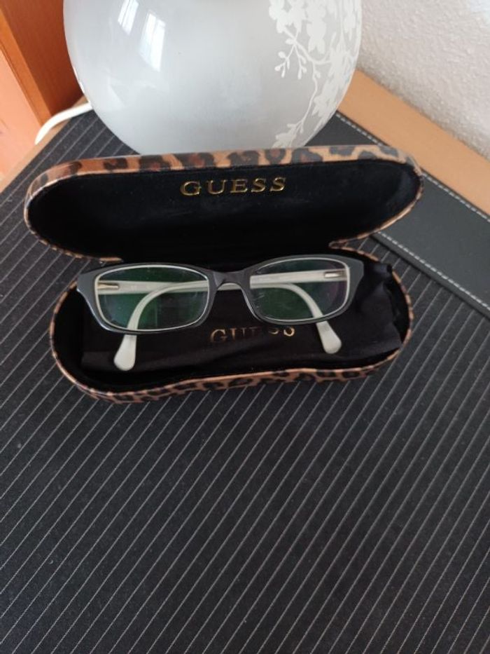lunette guess