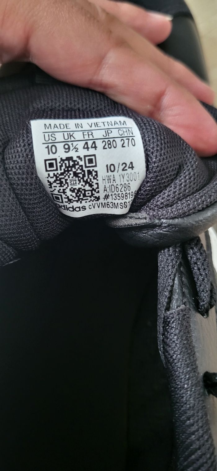 Baskets adidas p 44 - photo numéro 4