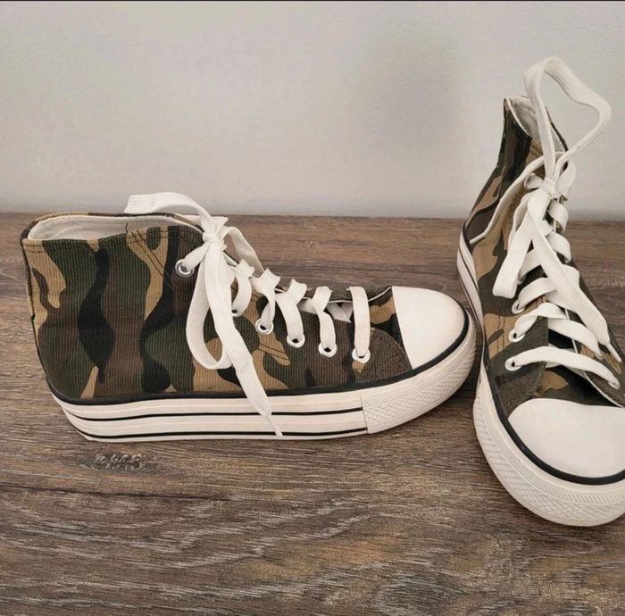 Baskets toile kaki militaire T 37 - photo numéro 3