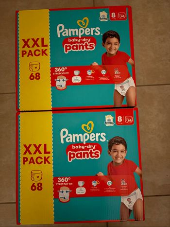 Couches Pampers Taille 8 Neuf