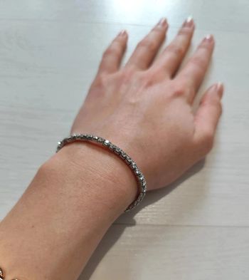Bracelet couleur argent avec strass argentés