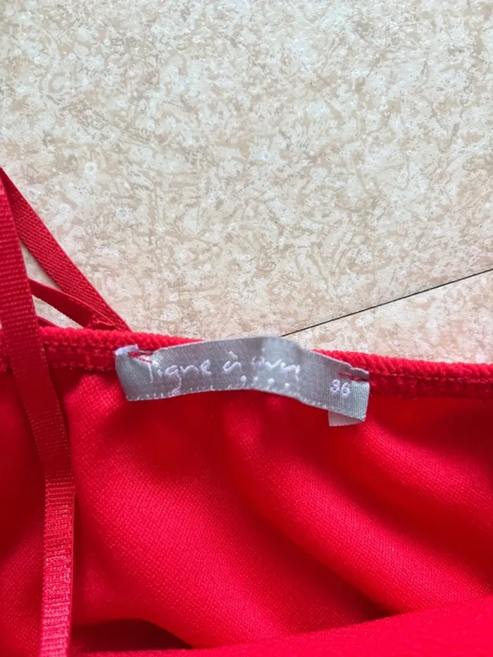 Robe rouge - photo numéro 2