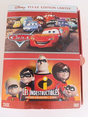 Lot de 2 DVD  coffret 2 films Cars et  les indestructibles