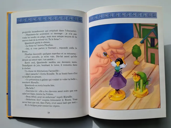 Livre Le Bossu de Notre-Dame de Walt Disney - photo numéro 2