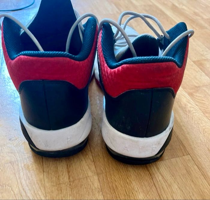Basket Homme, Jordan Max Aura 3 Taille 42.5 - photo numéro 3