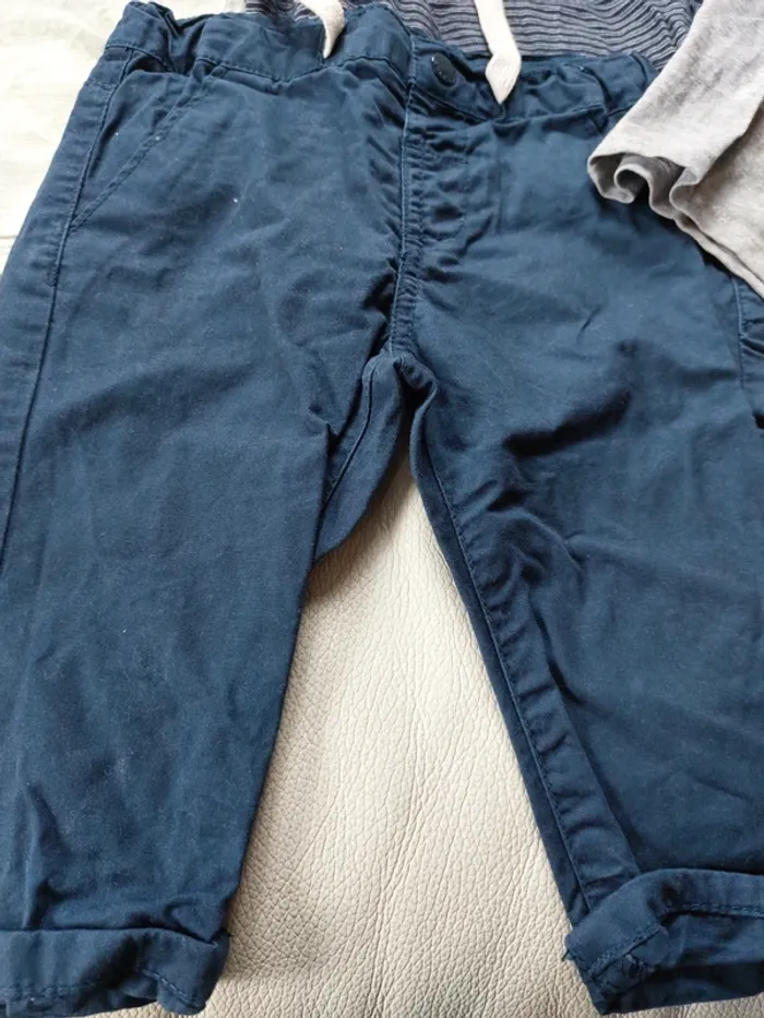 Lot de 7 articles vêtements 9 mois - photo numéro 10