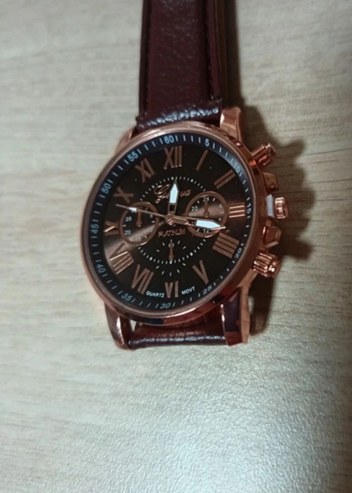 Montre - photo numéro 2