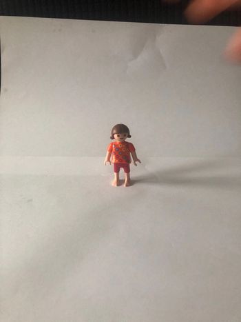 Figurine playmobil enfant