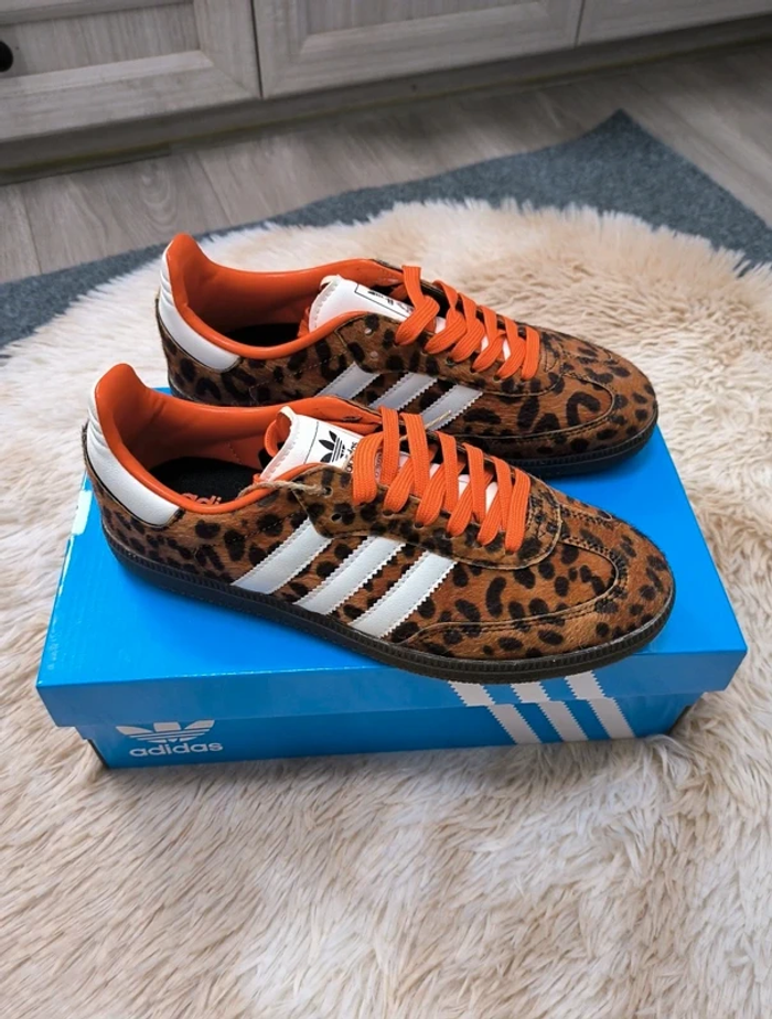 Adidas Spezial- Urban - Neuf avec étiquettes 40