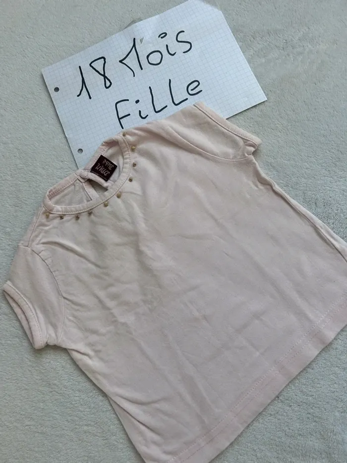 Haut manches courtes teeshirt
