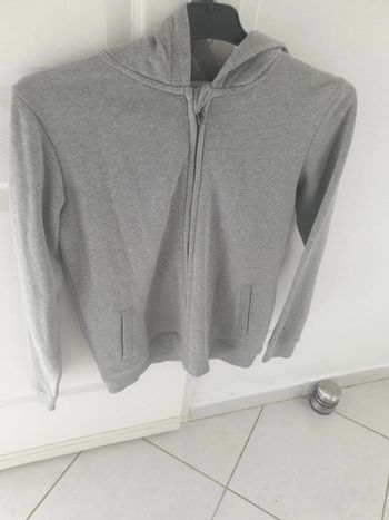 Sweat zippé garçon 11/12 ans