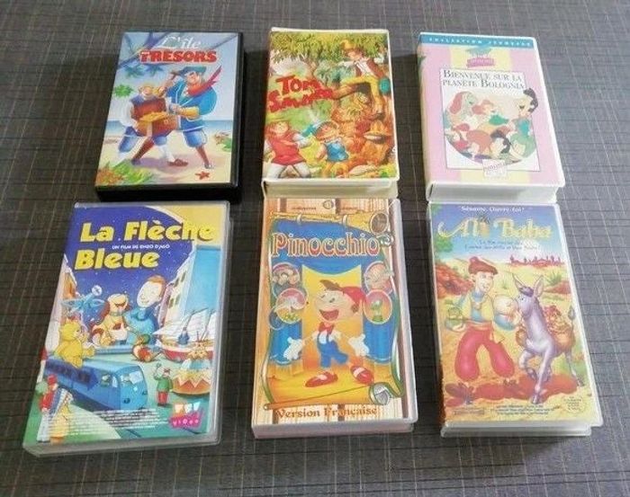 Lot de 6 cassettes VHS pour enfants