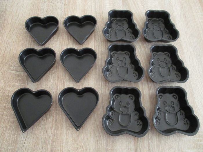 Six moules forme ourson + six moules forme coeur