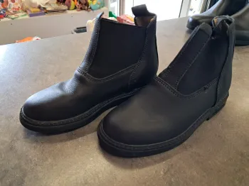 paire de bottines fille pointure 30