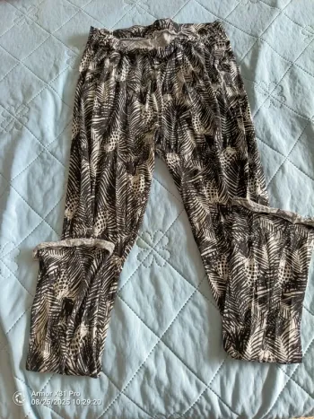 Pantalon fleurs in extenso 12 ans