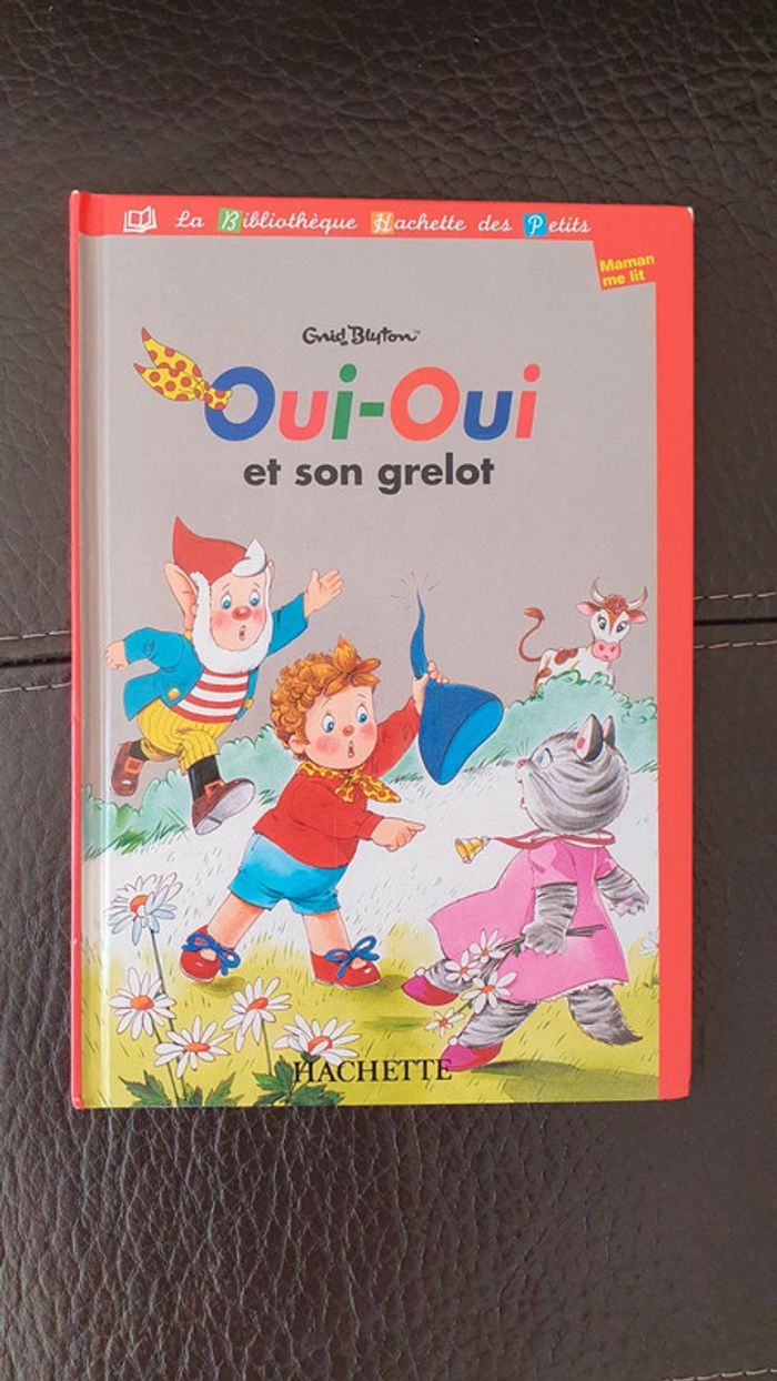 Lot livres Oui-Oui collection "Maman me lit", la bibliothèque Hachette des Petits - photo numéro 4