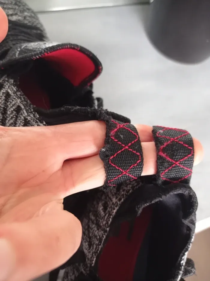 Basket Nike LeBron 43 - photo numéro 12