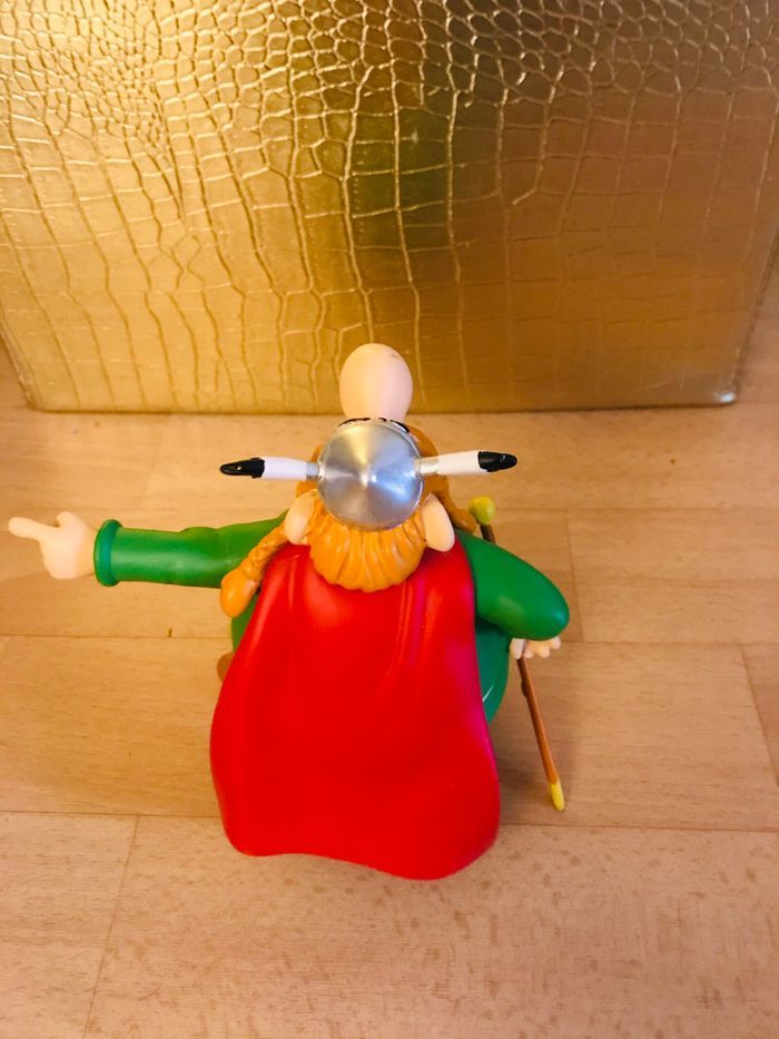 Figurine Abraracourcix d’Astérix - photo numéro 3