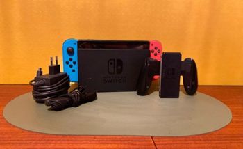 Nintendo Switch oled disponible avec tout les accessoires