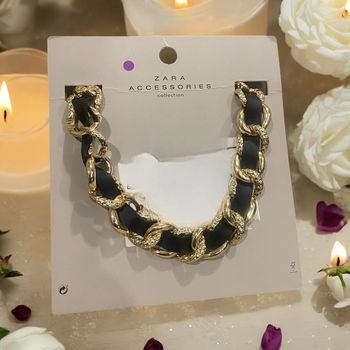 Collier Zara neuf