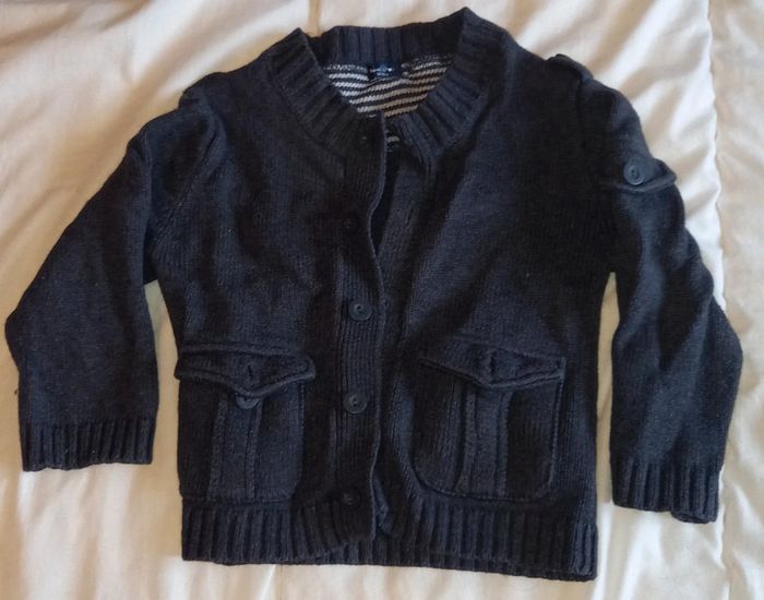 Gilet à bouton taille 2 ans