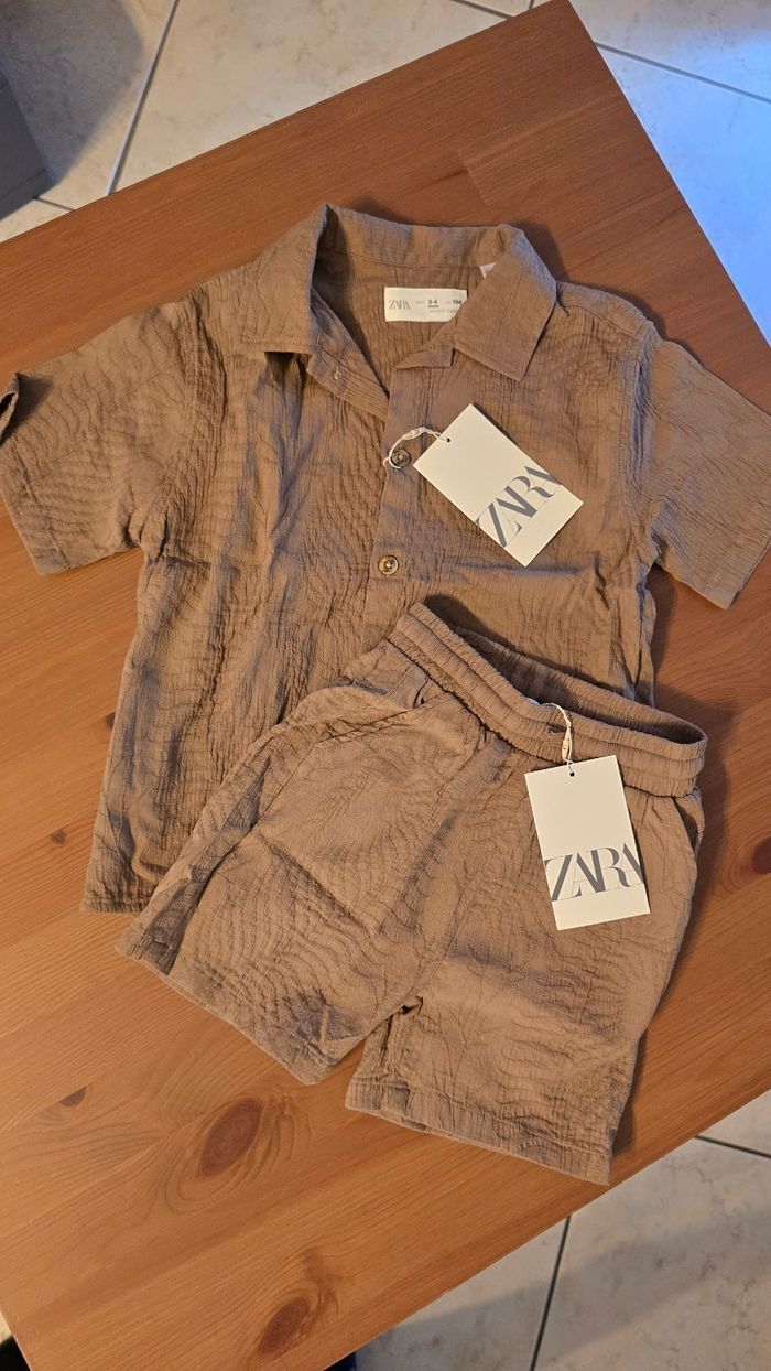 Neufs (non portés) 🏷🥰😍superbe ensemble chemise et short 4 ans garçon 😍🥰 - photo numéro 8