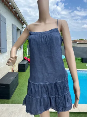 Sublime robe bleutée dos nu Zara – neuve – taille M – collection récente