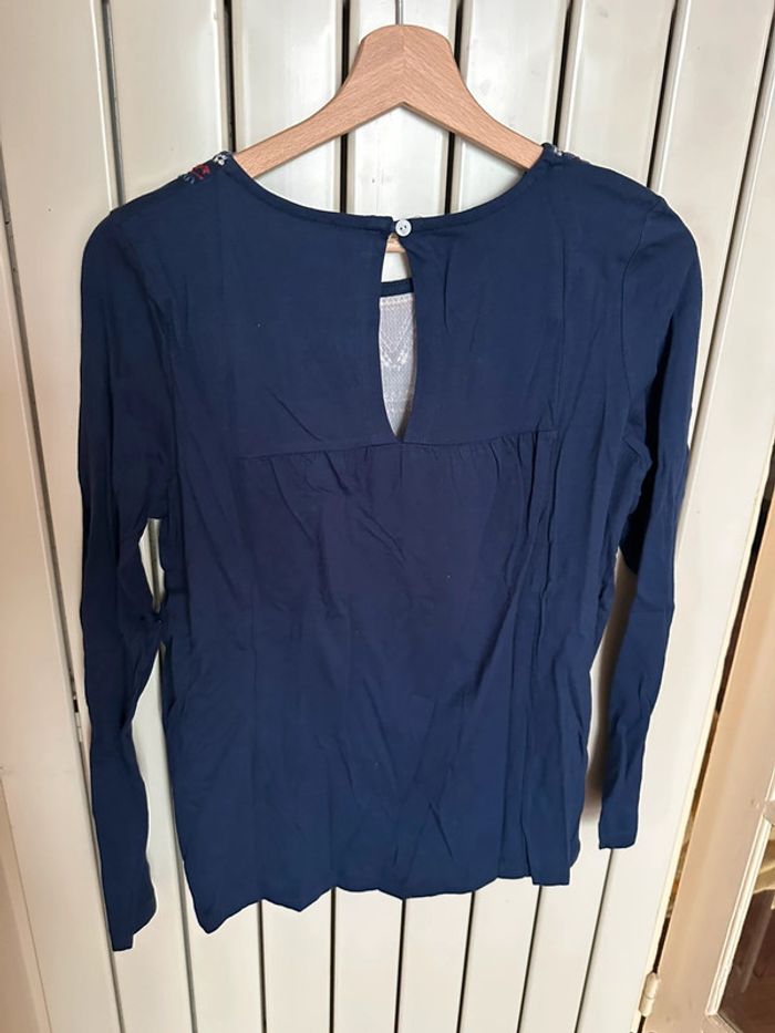 T shirt a manches longues a broderies M - photo numéro 3