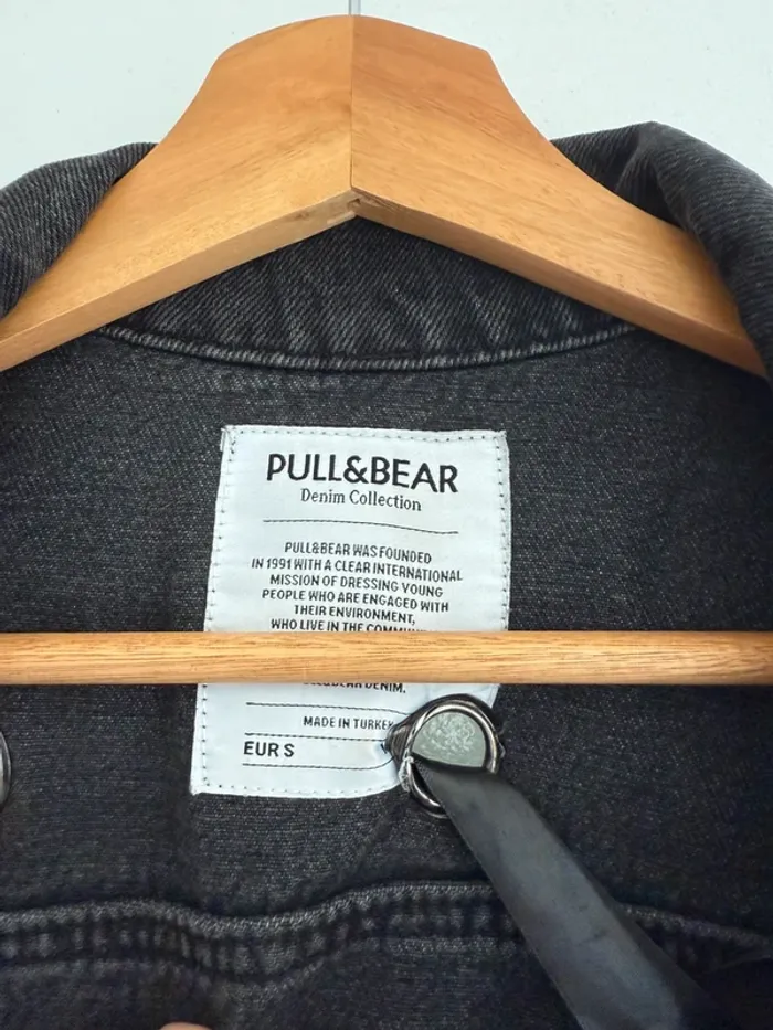 Veste en jean Bershka noeud noir - photo numéro 3