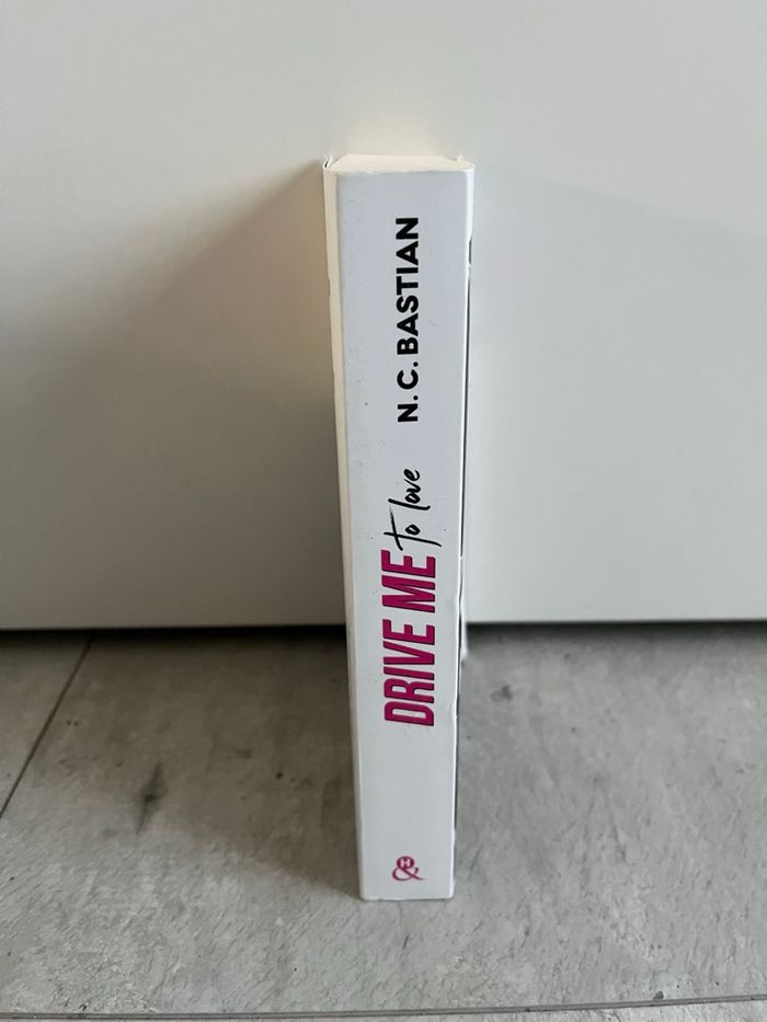 Drive me to love de N C Bastian - photo numéro 3