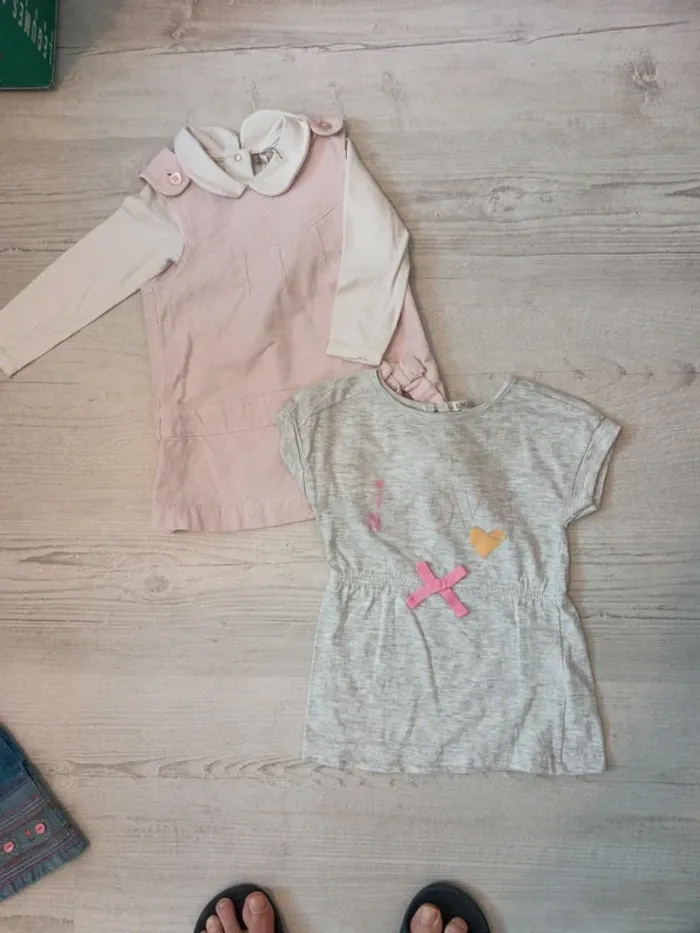 Lot de 2 robes 18 mois