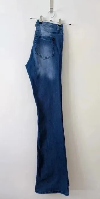 Jean évasé - Issy - taille 30 (FR 40)