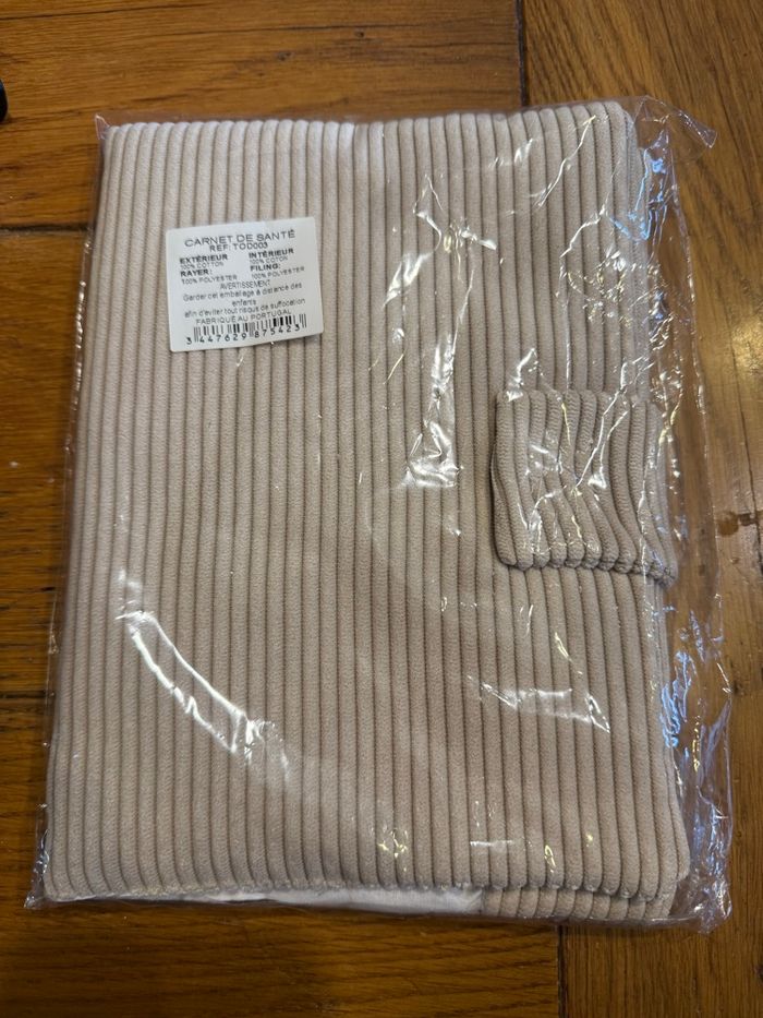 Protège carnet de santé
