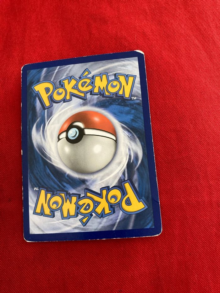 Car te Pokémon pikachu - photo numéro 2