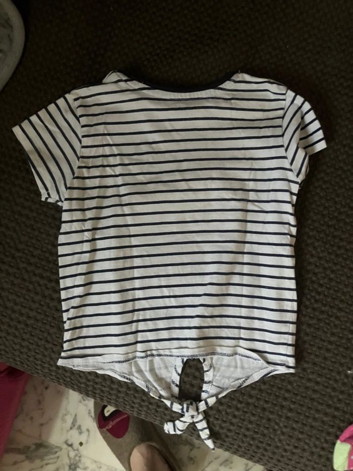 Tee shirt manches courtes rayés avec fraises - photo numéro 5