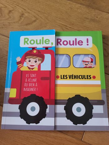 Livre de véhicules Roule, roule