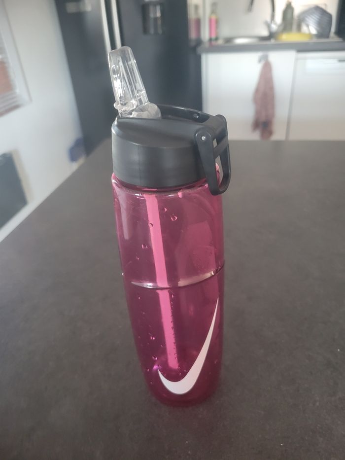 Gourde nike