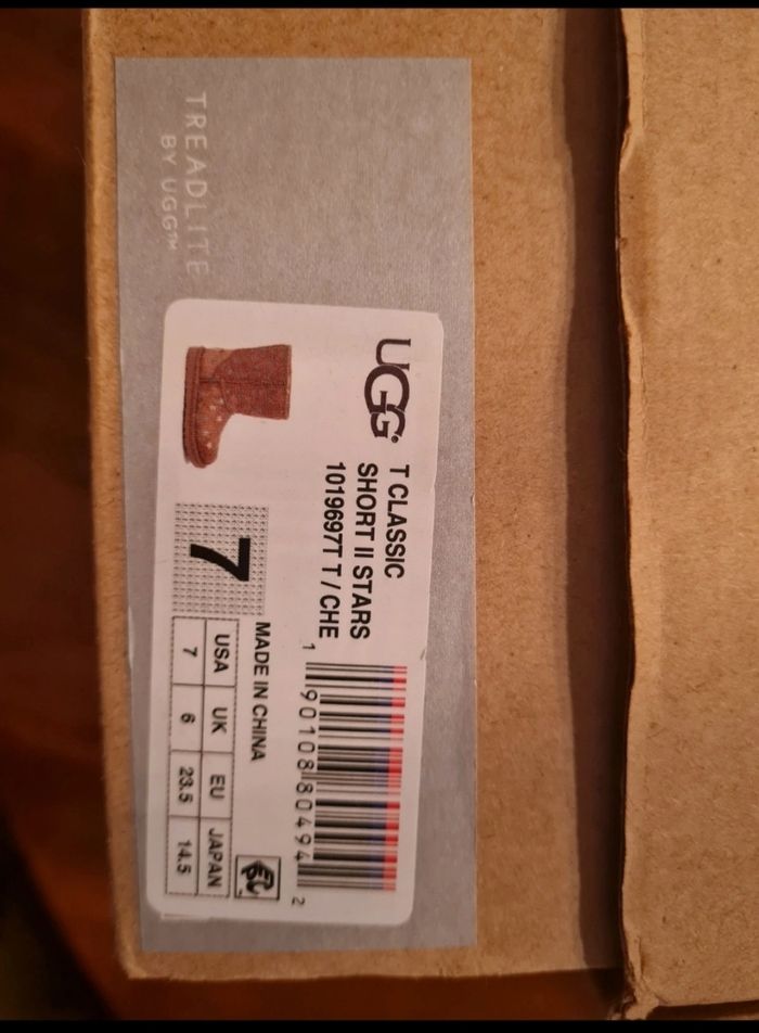 Ugg fille 23.5 - photo numéro 4