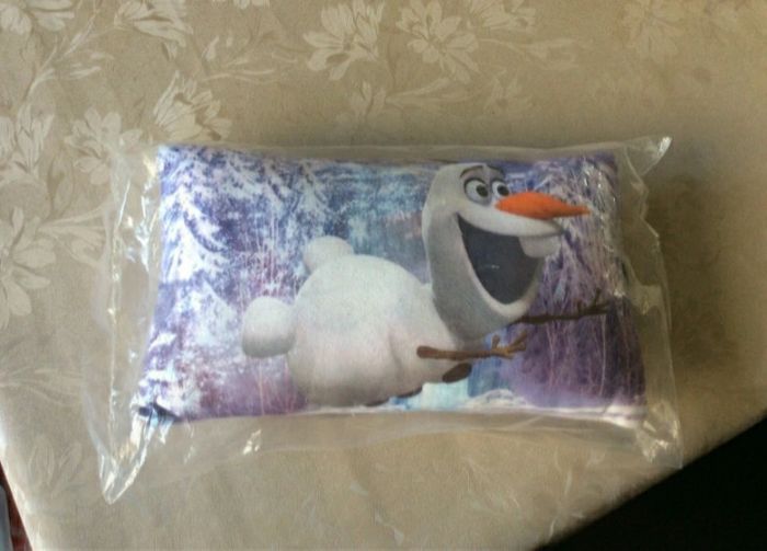Coussin oreiller Olaf Reine des neiges Neuf