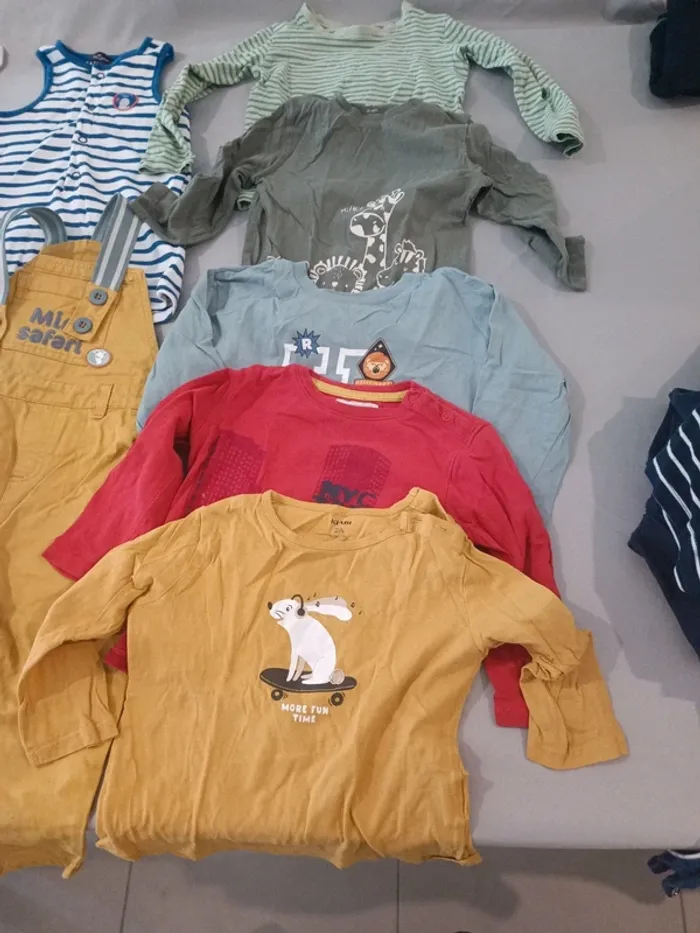 Lot de vêtements 18/24 mois - photo numéro 3