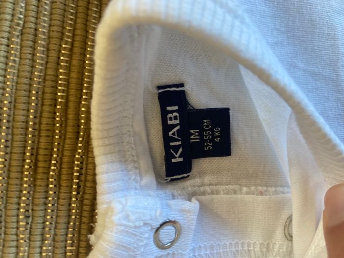 Ensemble Kiabi 1 mois - photo numéro 5