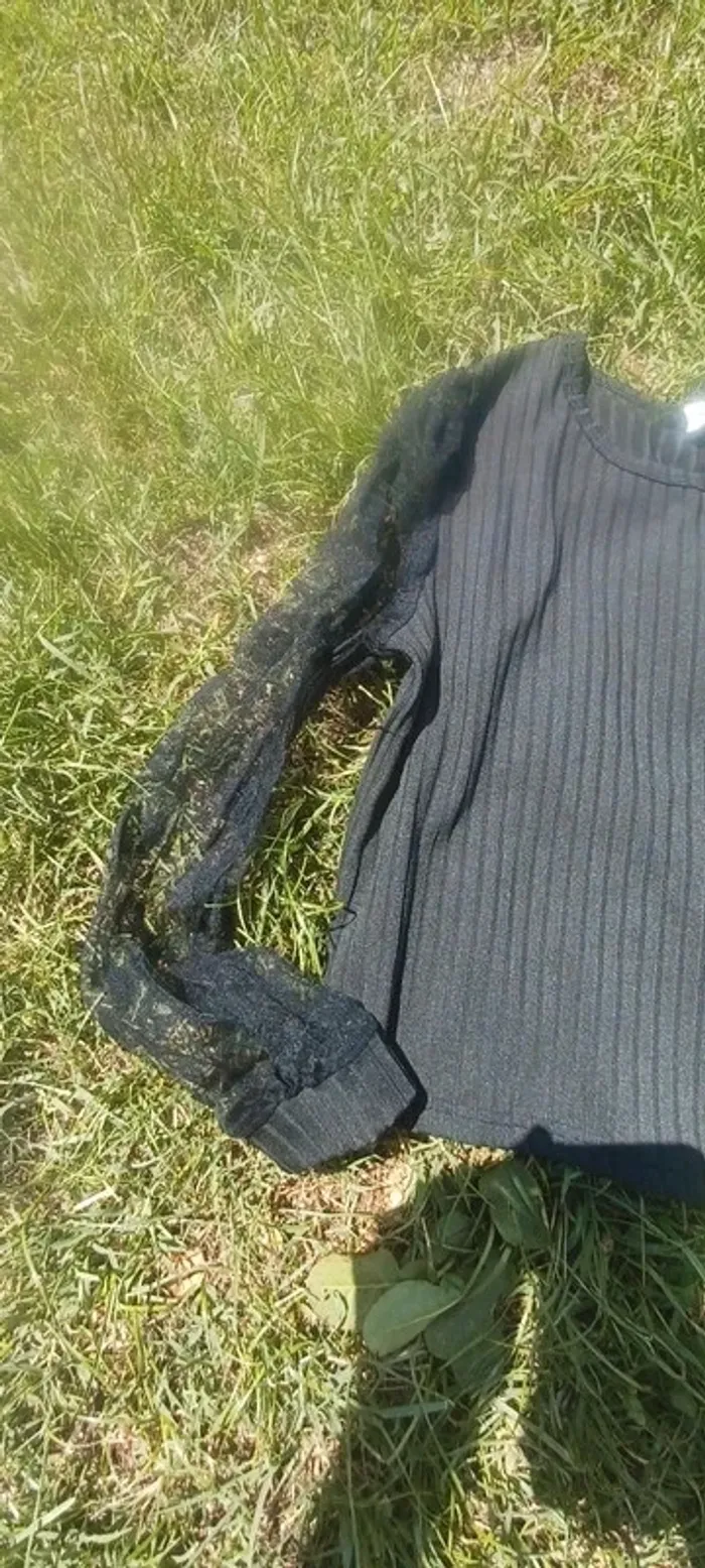 Haut noir manche transparente fille taille 11 12 ans - photo numéro 2