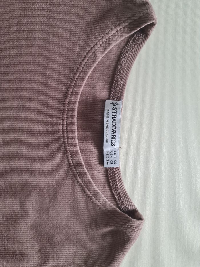 Crop top #Stradivarius # - photo numéro 3